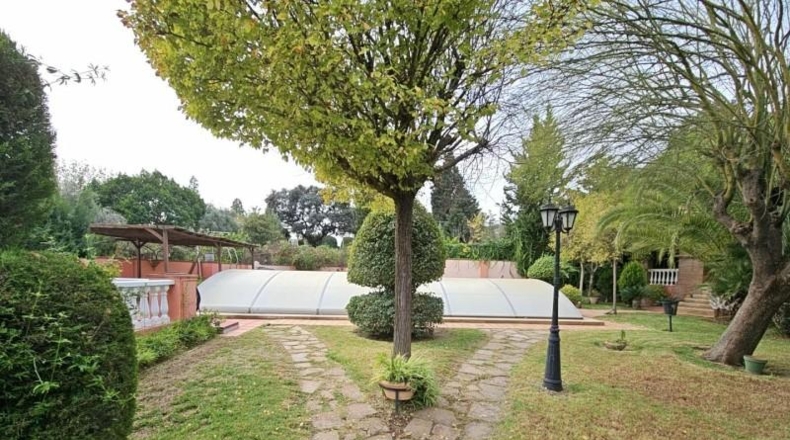 Cordova - Córdoba - 2220m2