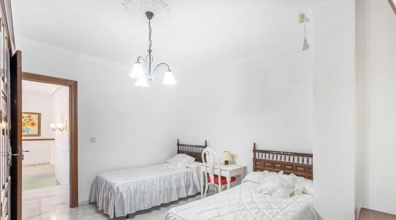 Granada - Fonelas - 600m2