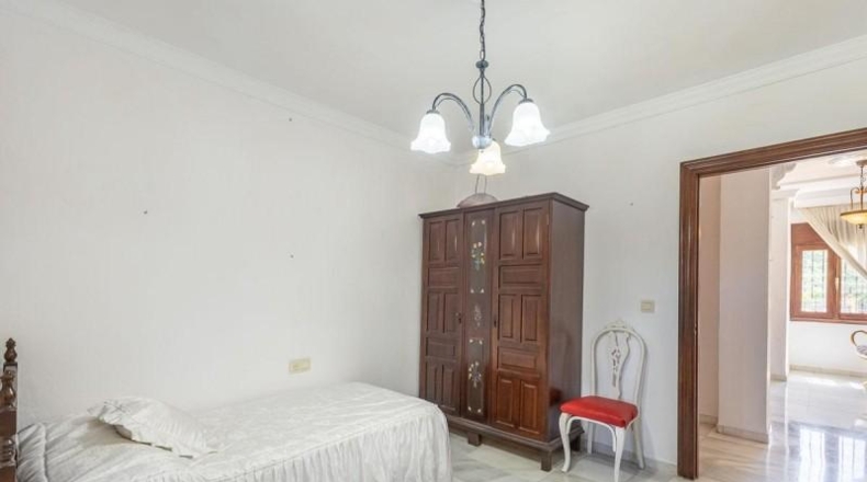 Granada - Fonelas - 600m2