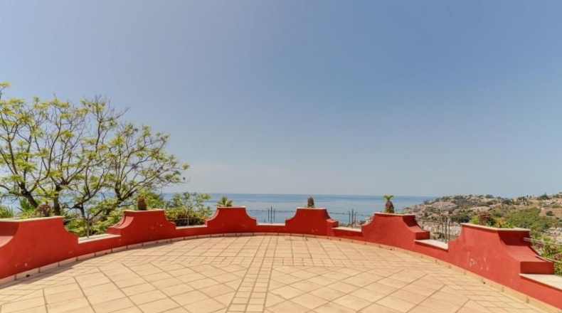 Granada - Almuñécar - 12000m2