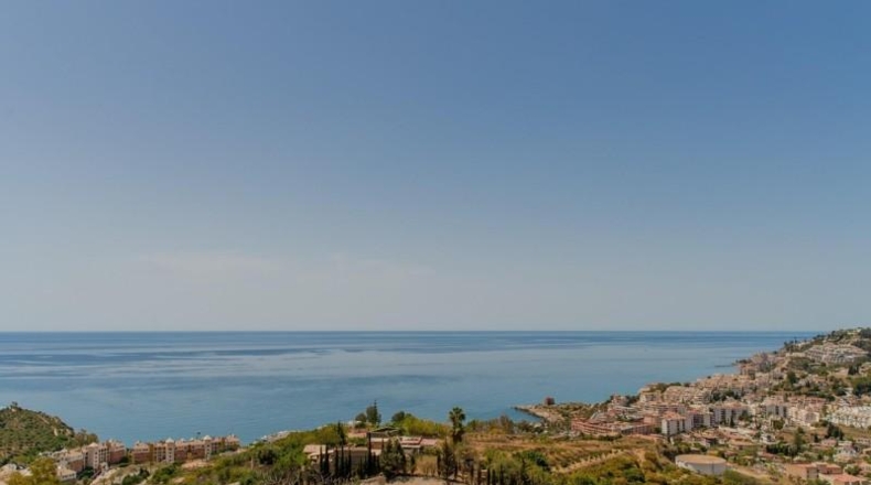 Granada - Almuñécar - 12000m2