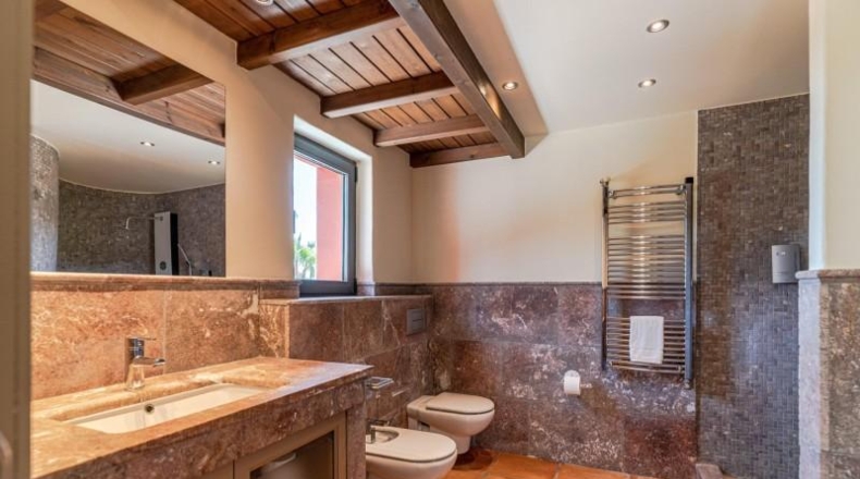 Granada - Almuñécar - 12000m2