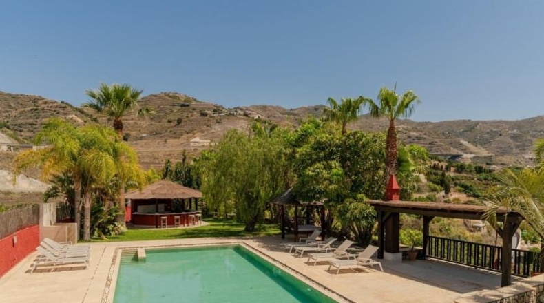 Granada - Almuñécar - 12000m2