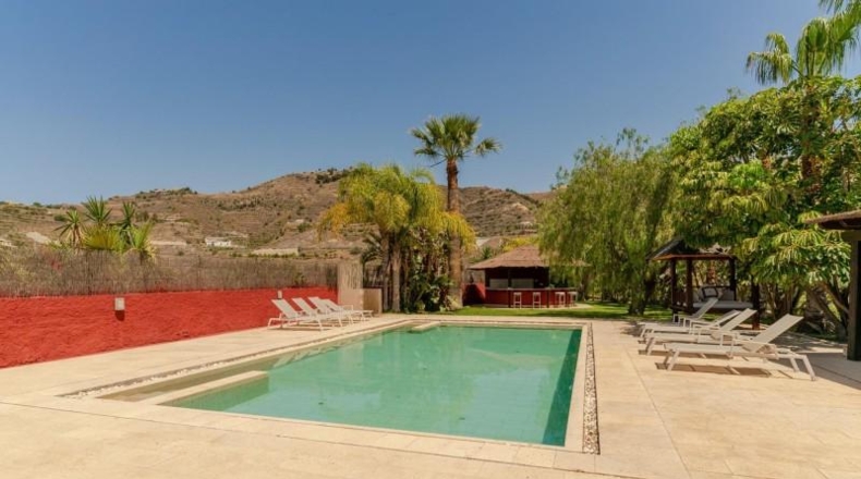 Granada - Almuñécar - 12000m2