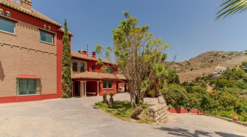 Granada - Almuñécar - 12000m2