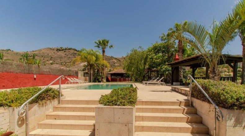 Granada - Almuñécar - 12000m2