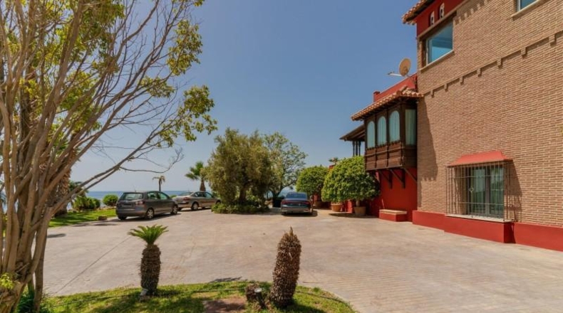 Granada - Almuñécar - 12000m2