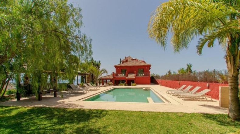 Granada - Almuñécar - 12000m2