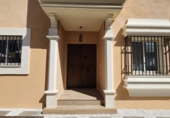Xalet adossat amb terreny en venda a La Línea de la Concepción ref.: TR396187 foto
