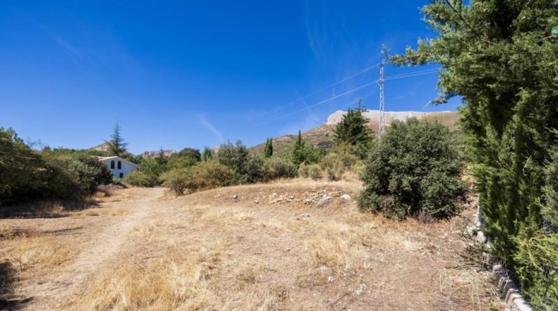 Гранада - Huétor de Santillán - 1509m2