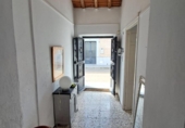 Дом с участком на продажу в городе Puebla de la Calzada Фото