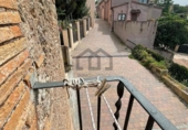 Chalet independiente con terreno en venta en la España, Rellinars, ref: TR401157 foto