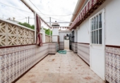Дом с участком на продажу в городе Vélez-Málaga Фото
