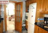 Отдельно стоящий дом с участком на продажу в городе Малага Фото