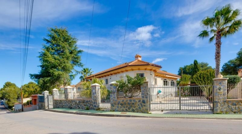 Alicante - Pilar de la Horadada - 809m2