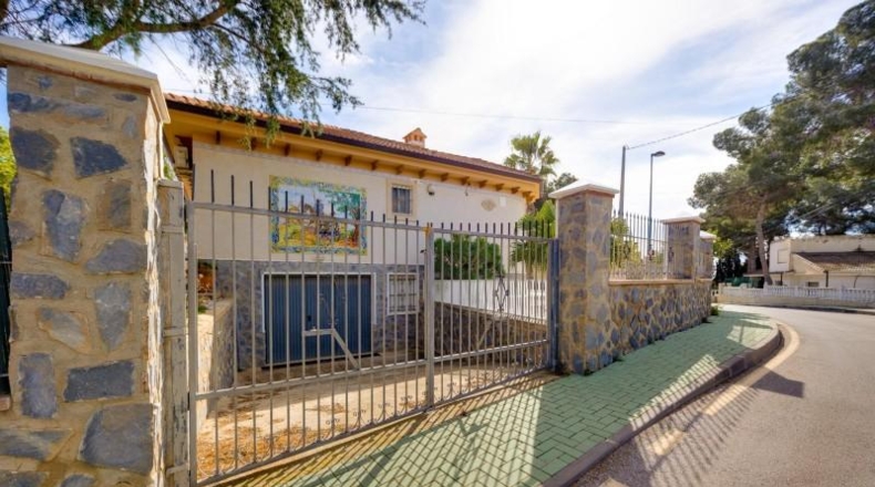 Alicante - Pilar de la Horadada - 809m2