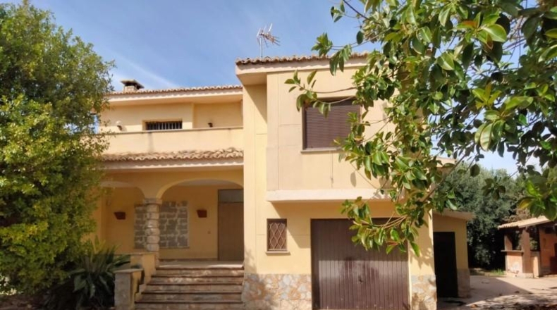 Alicante - Campello - 1533m2