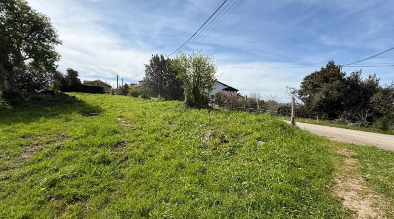 Бургос - La Revilla - 1855m2