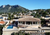 Xalet independent amb terreny en venda a la España, Dénia, ref.: TR401276 foto