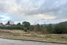 Aguilar de Segarra 2000&nbsp;м²