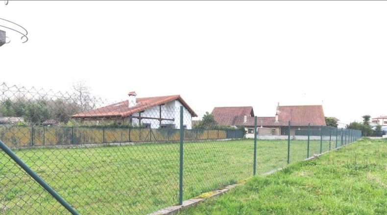 Cantabria - Bárcena de Cicero - 902m2