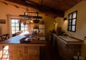 Chalet independiente con terreno en venta en la España, Tivissa, ref: TR395320 foto