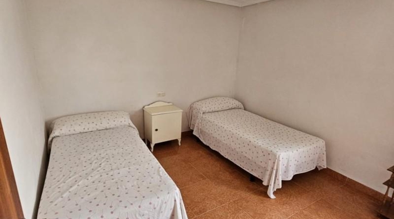 Alicante - Dolores - 8000m2