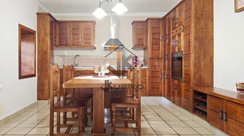 Santa Cruz de Tenerife - La Victoria de Acentejo - 759m2