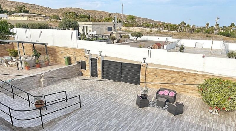 Alicante - Torrellano - 260m2