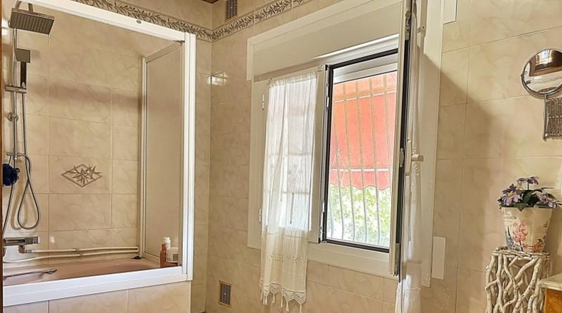 Alicante - Torrellano - 260m2