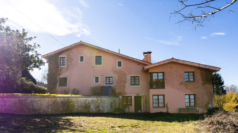 Астурия - Oviedo - 3490m2