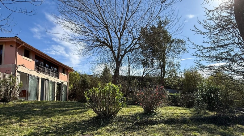 Астурия - Oviedo - 3490m2
