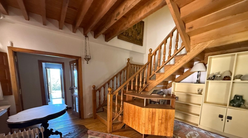 Астурия - Oviedo - 3490m2