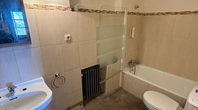 Астурия - Oviedo - 3490m2