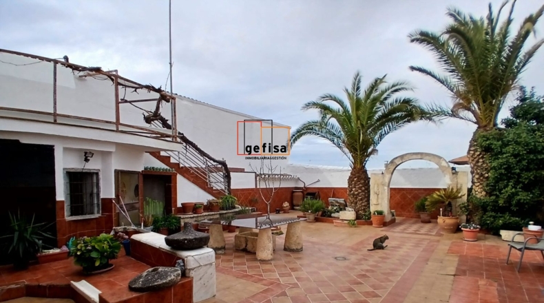 Ciudad Real - Valdepeñas - 470m2