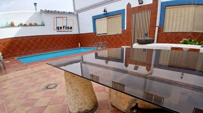 Ciudad Real - Valdepeñas - 470m2
