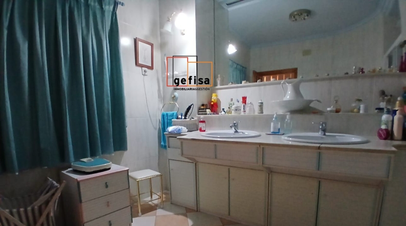 Ciudad Real - Valdepeñas - 470m2
