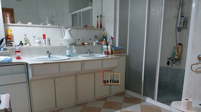 Ciudad Real - Valdepeñas - 470m2
