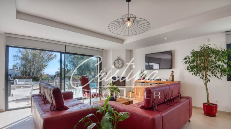 Жирона - Platja d'Aro - 965m2