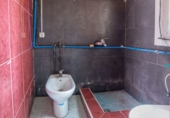 Дом с участком на продажу в городе Бадалона. Фото