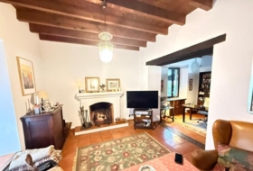 Gerena 375&nbsp;м²