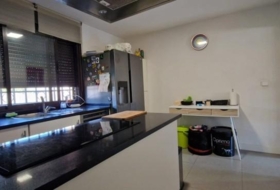 Avenida de Griñón 514&nbsp;м²
