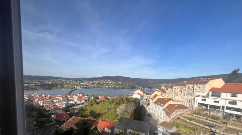 La Coruña - Пуэнте-де-Эуме - 353m2