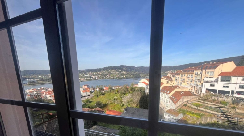 La Coruña - Пуэнте-де-Эуме - 353m2