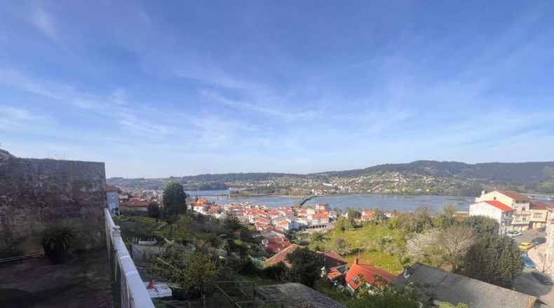 La Coruña - Пуэнте-де-Эуме - 353m2