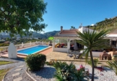 Casa de camp amb terreny en venda a Torrox Park ref.: TR395456 foto
