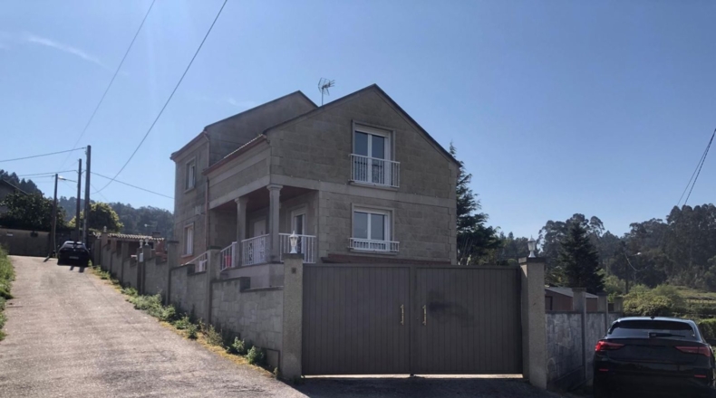 Pontevedra - A Bouza - 459m2