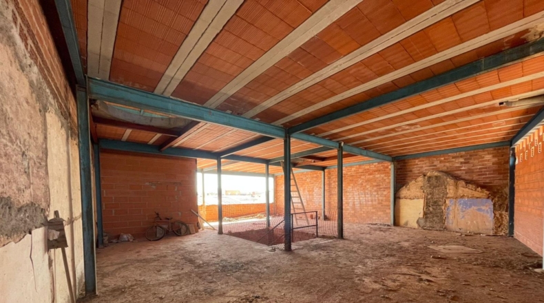 Ciudad Real - Valdepeñas - 600m2
