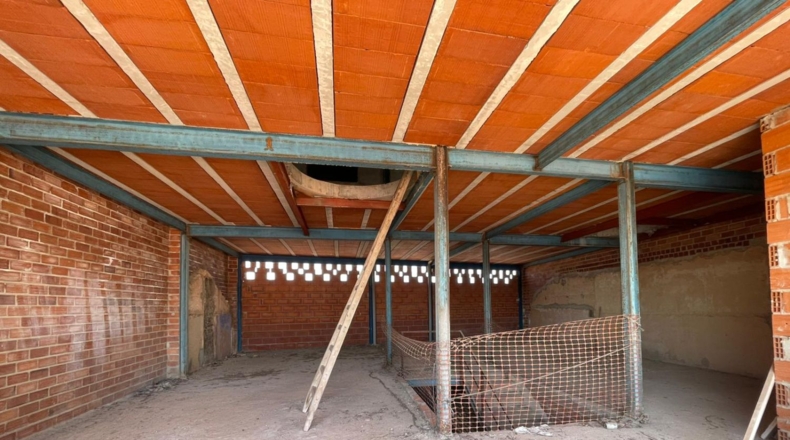 Ciudad Real - Valdepeñas - 600m2