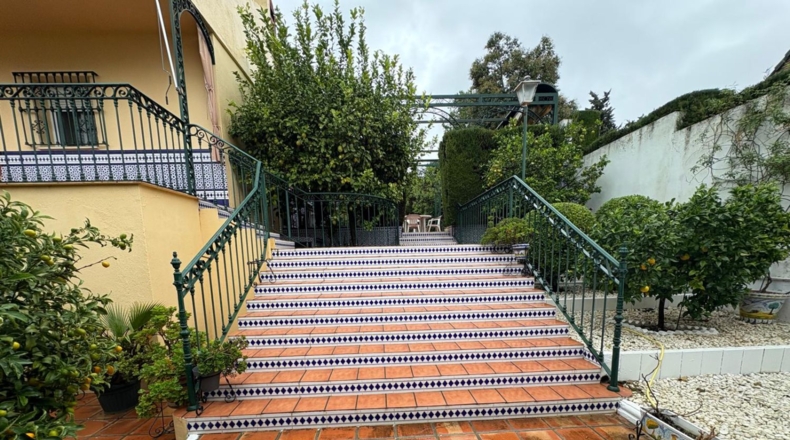 Seville - Tomares - 710m2